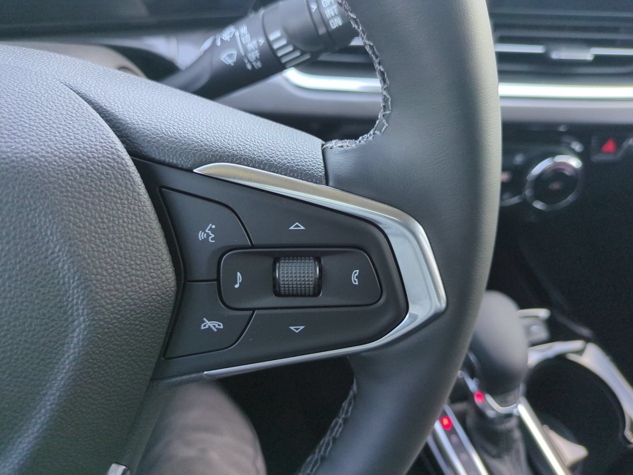 2026 Chevrolet Trax Activ - Photo 21