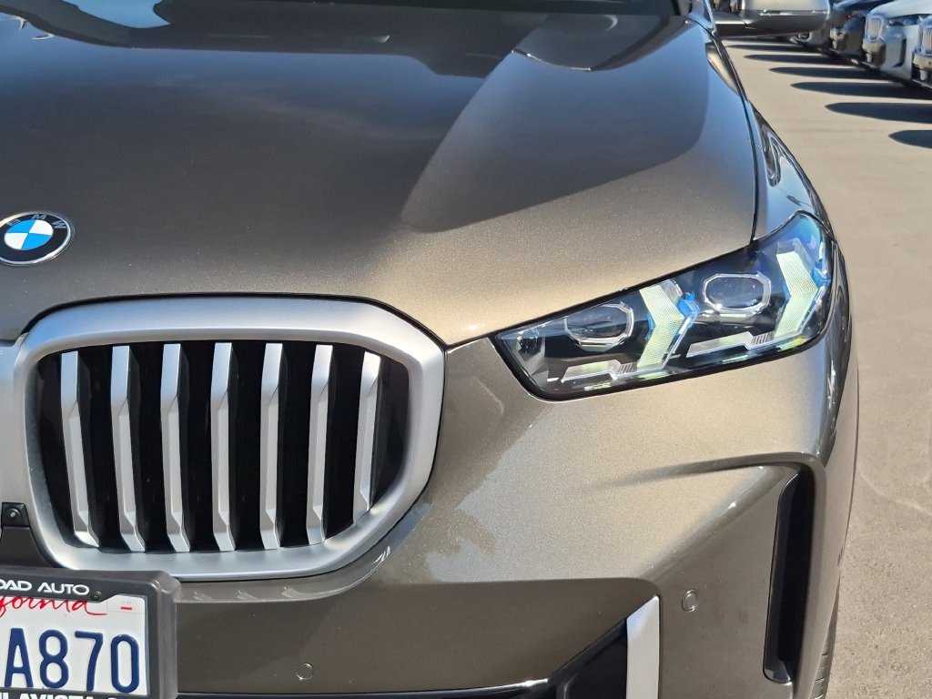 Used 2026 Green BMW sDrive40i image 25