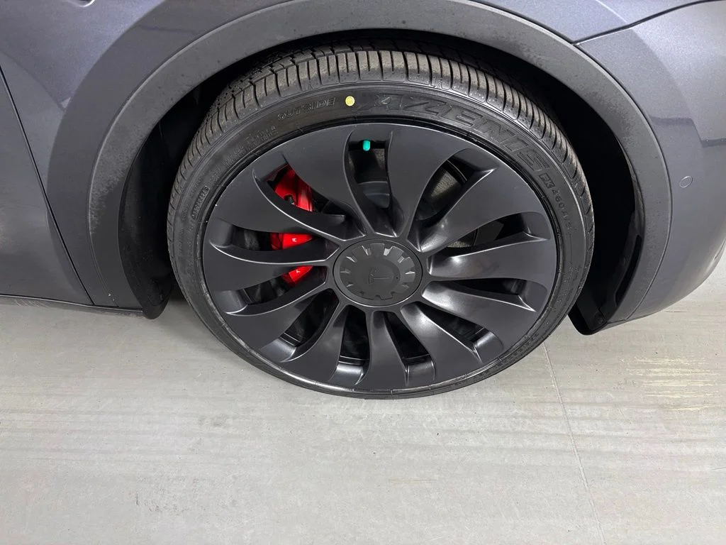Used 2022 Gray Tesla Performance image 10