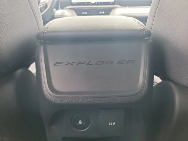 2026 Ford Explorer Active - Photo 18