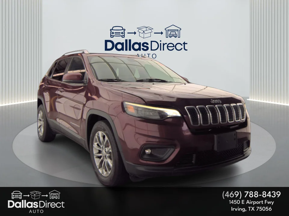 Used 2019 Velvet Red Pearlcoat Jeep Latitude Plus image 2