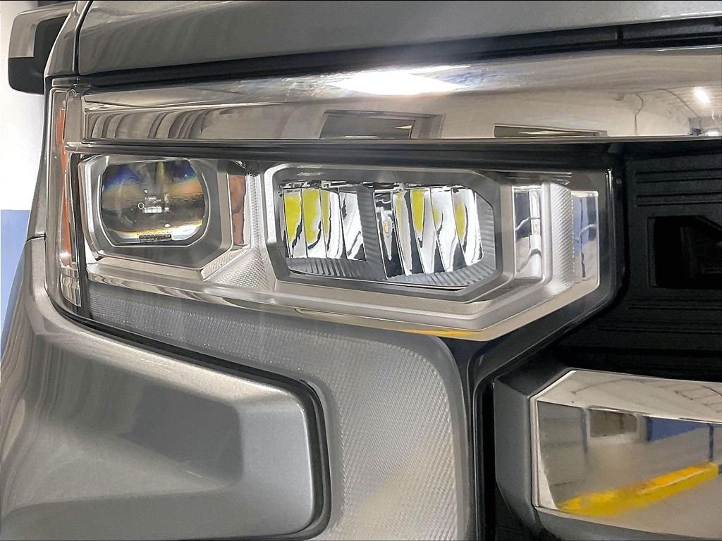 Used 2023 Gray Chevrolet LT image 33