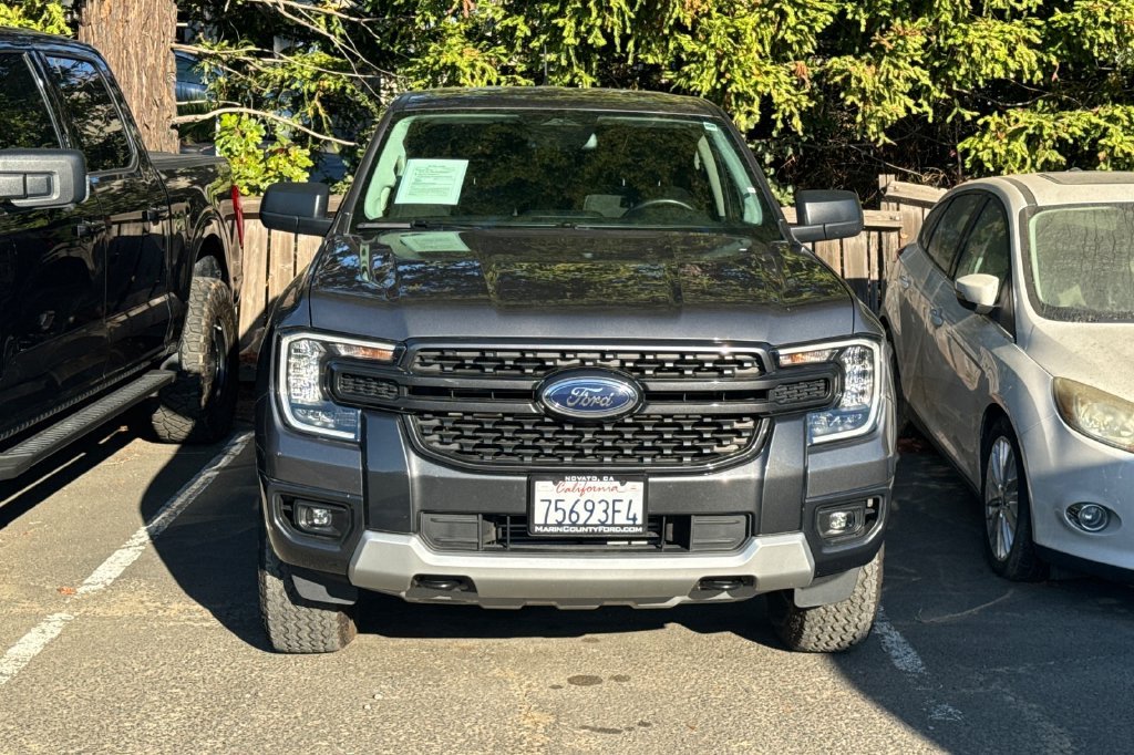 Used 2024 Gray Ford XLT image 3