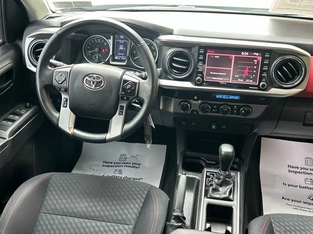 Used 2022 White Toyota SR5 image 44