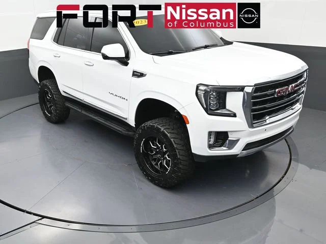 Used 2023 White GMC SLT image 43