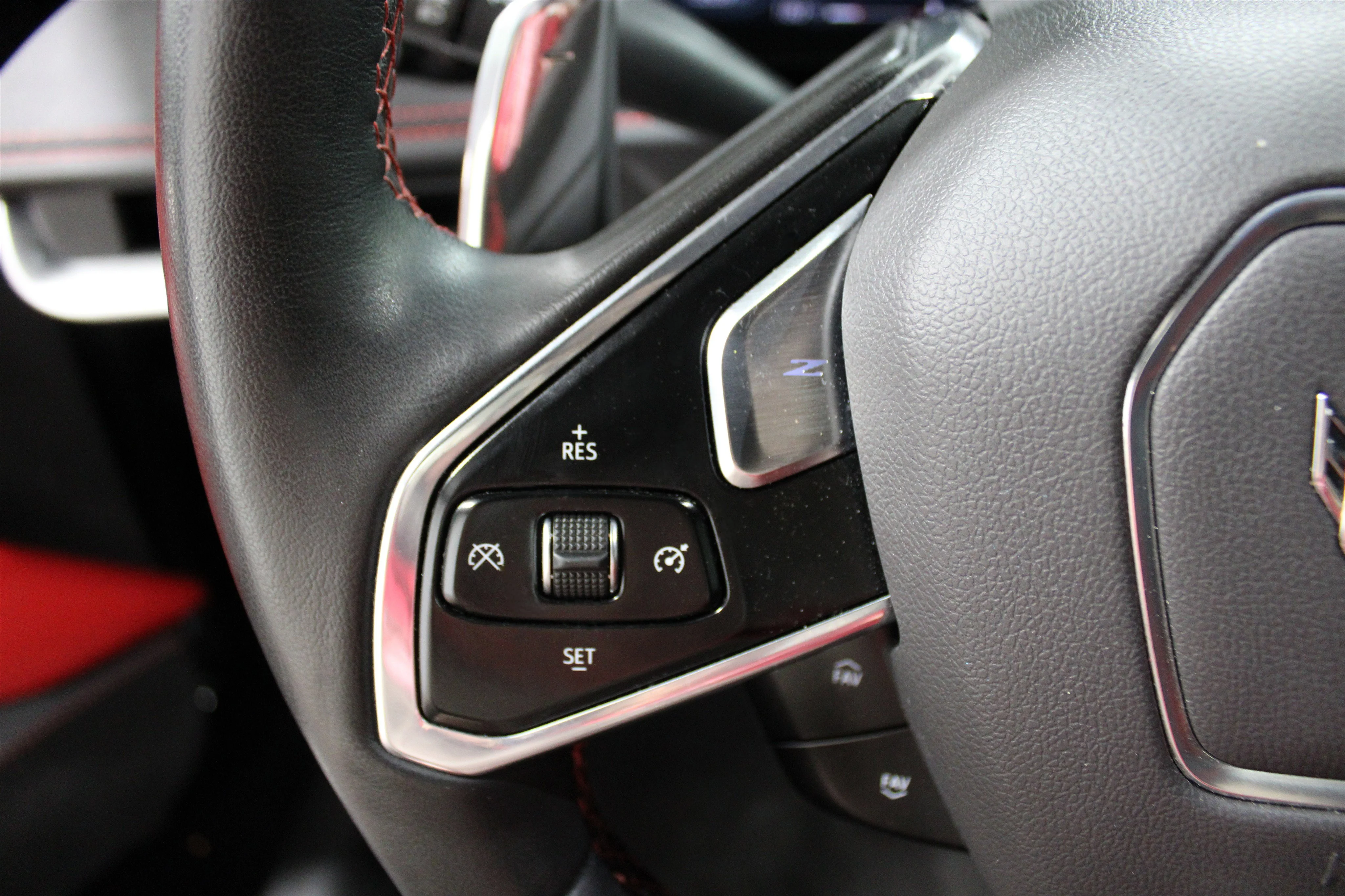 2023 Chevrolet Corvette 2LT - Photo 10