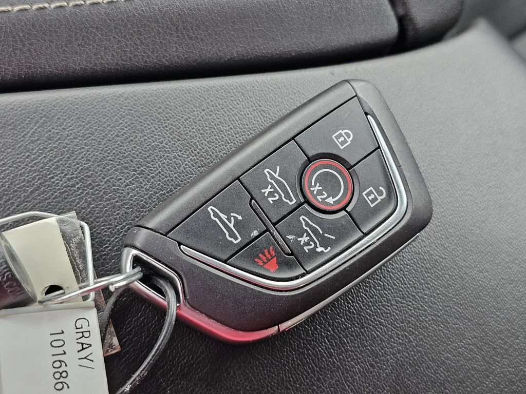 Used 2023 Hypersonic Gray Metallic Chevrolet 2LT image 30