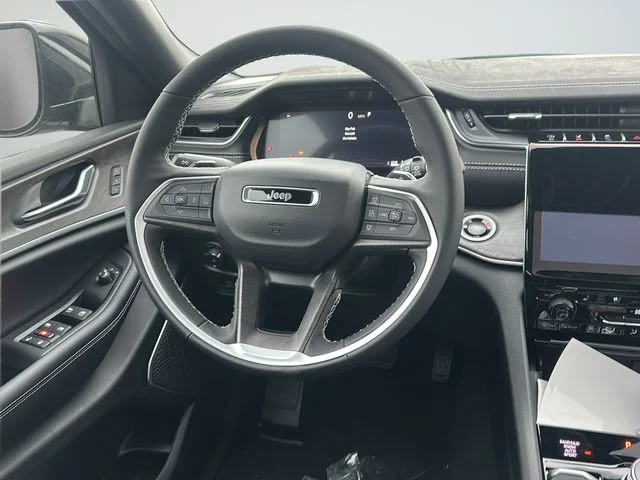 2025 Jeep Grand Cherokee L Limited - Photo 14