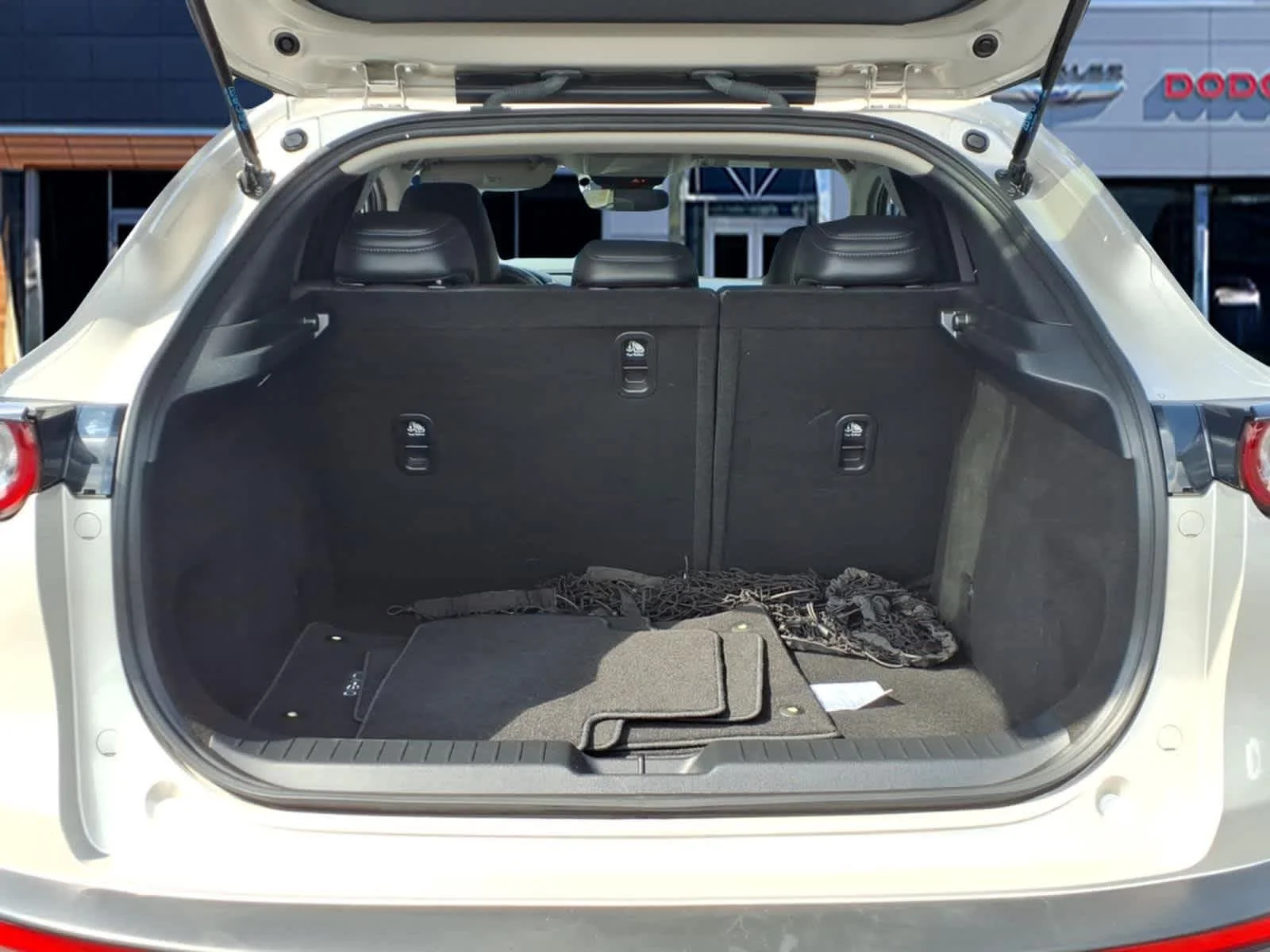 Used 2023 Platinum Quartz Metallic Mazda 2.5 S Preferred Package image 6