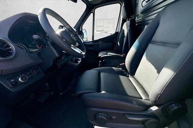 New 2026 Arctic White Mercedes-Benz  image 45