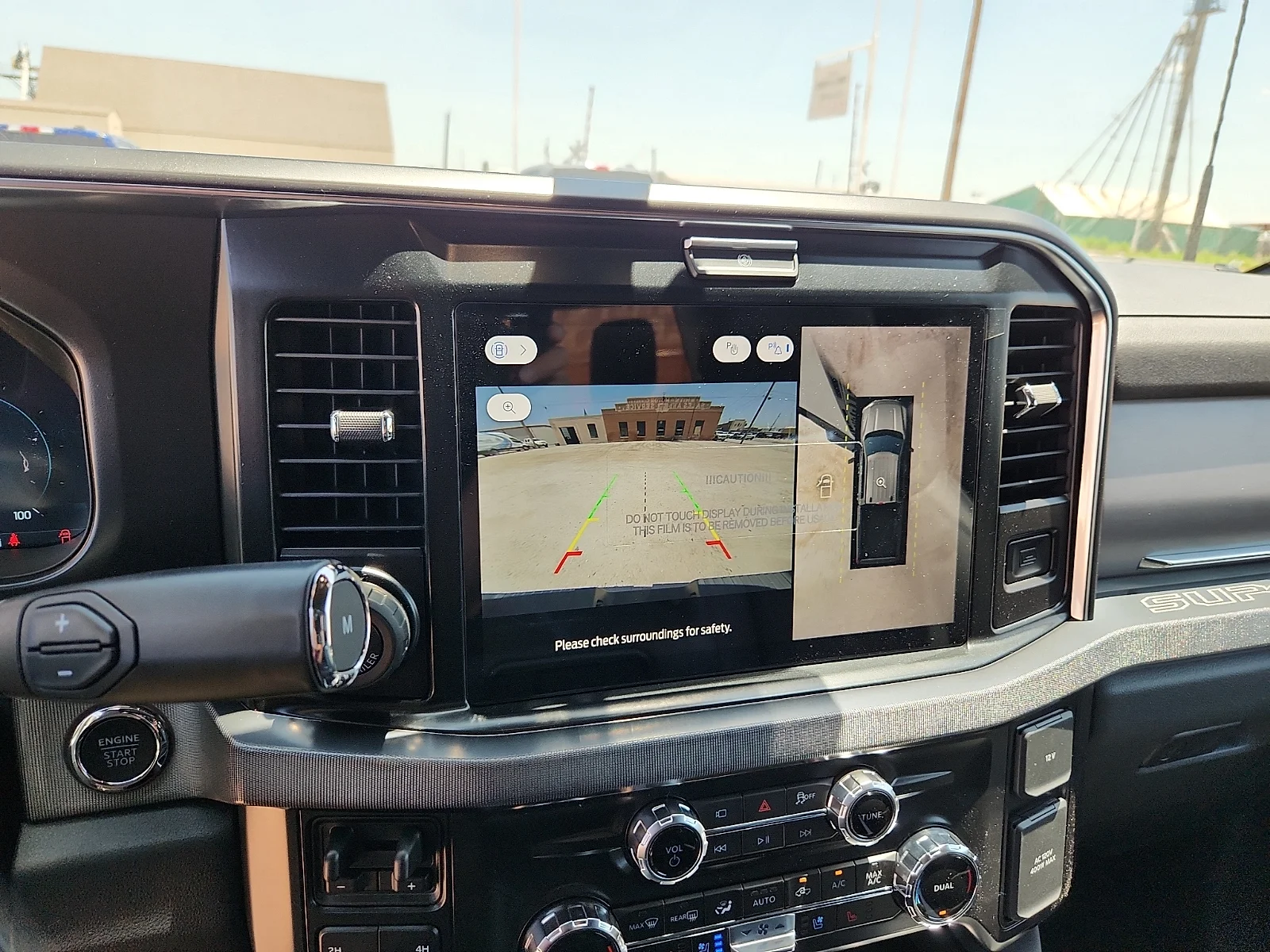 New 2026 Star White Metallic Tri-Coat Ford F-250® Platinum® image 23