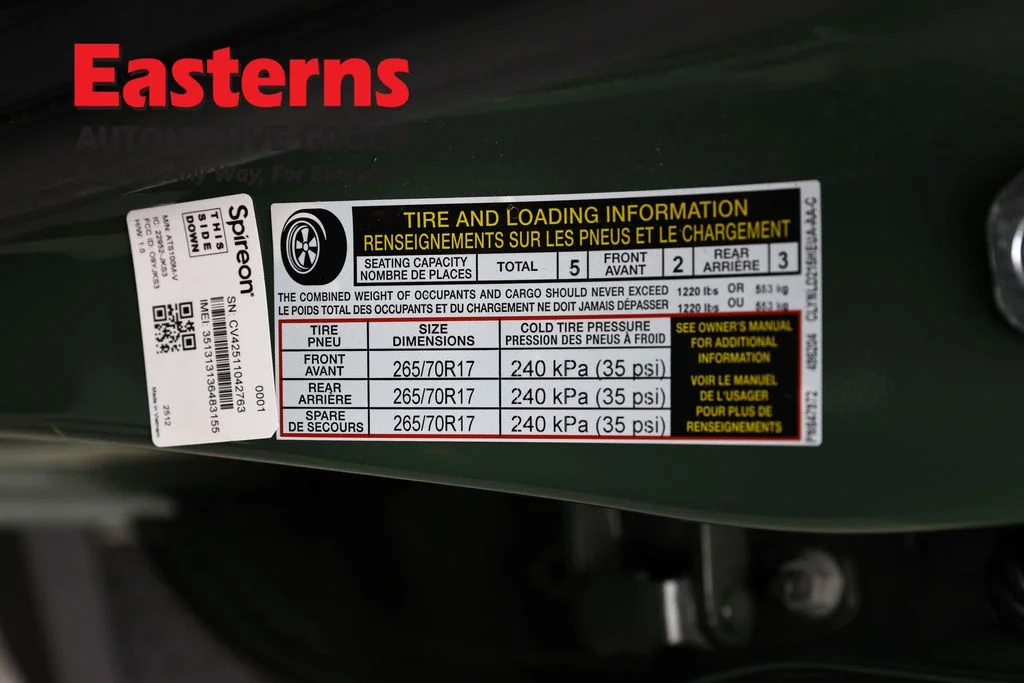 Used 2023 Green Nissan PRO-4X image 35