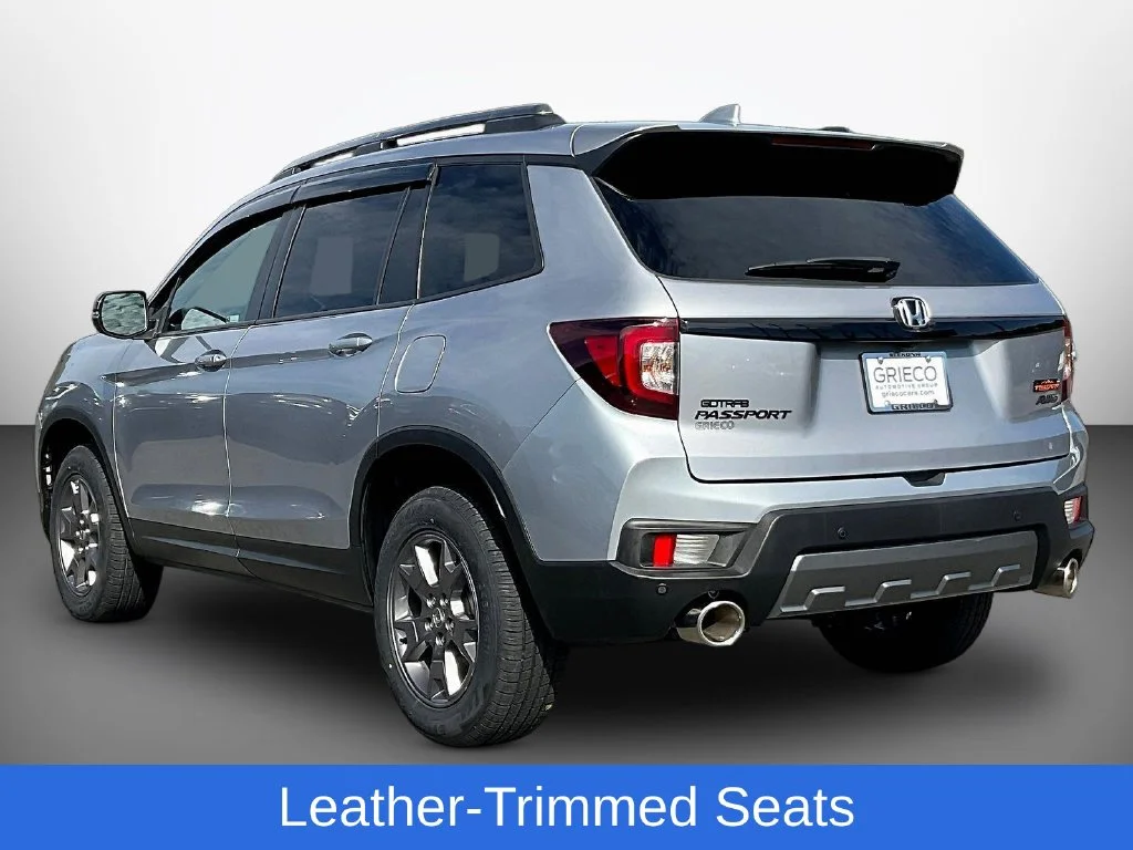 Used 2024 Lunar Silver Metallic Honda TrailSport image 5