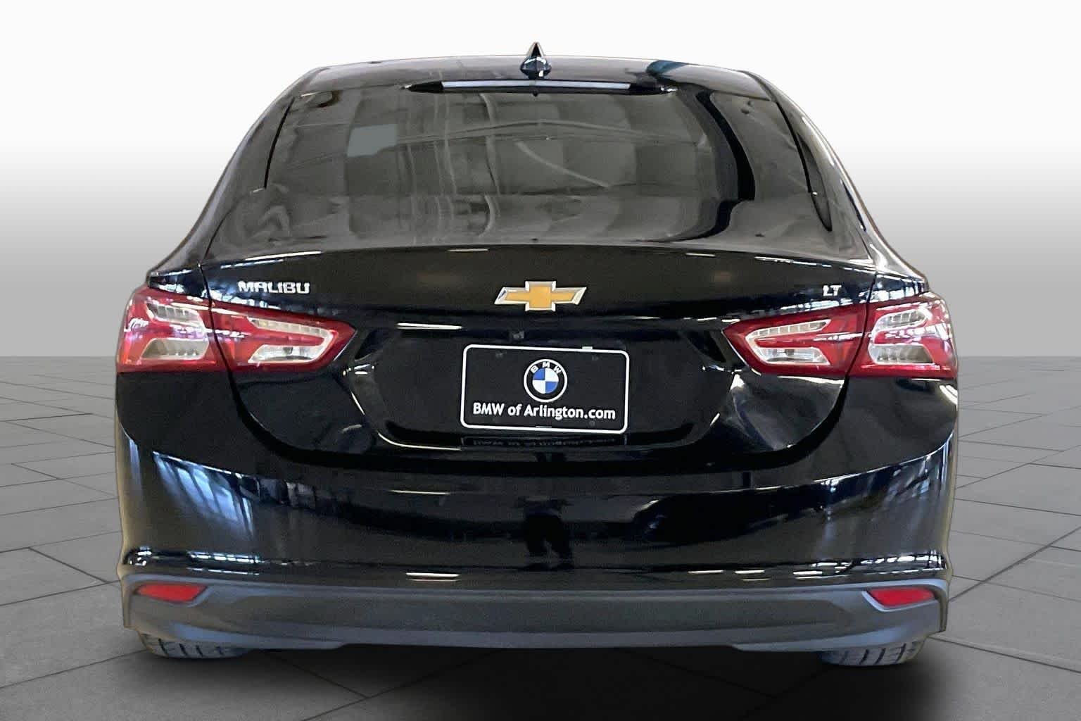 Used 2020 Mosaic Black Metallic Chevrolet LT image 4