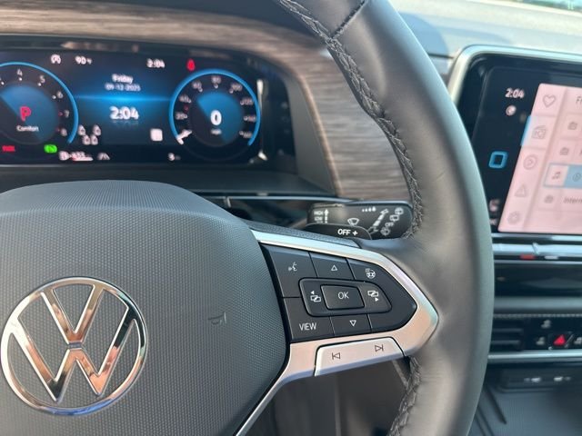 New 2026 Pure Gray Volkswagen 2.0T SEL Premium R-Line image 37