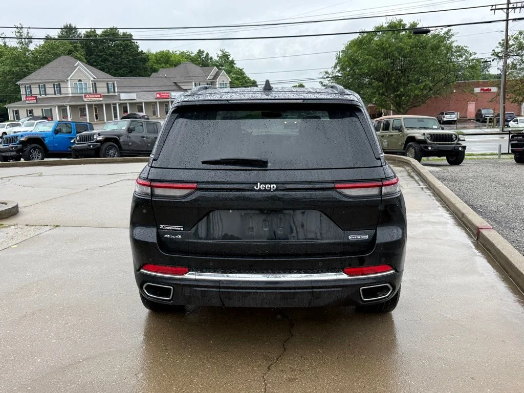 Used 2023 Black Jeep Overland image 7