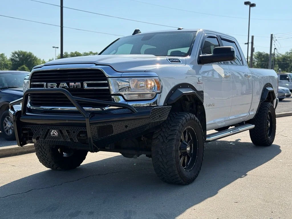 Used 2019 White Ram Big Horn image 2