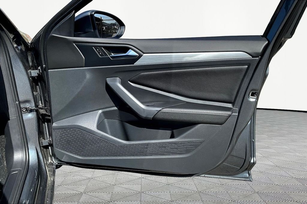 New 2026 Gray Volkswagen 1.5T Sport image 27