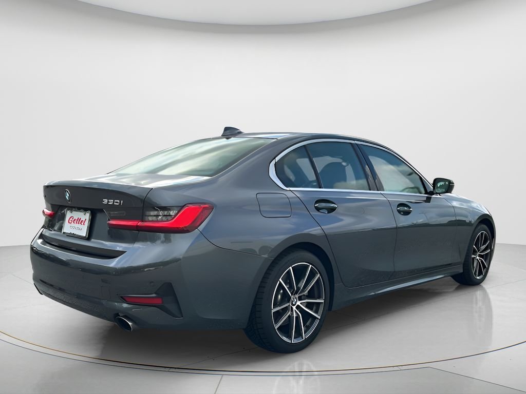 Used 2021 Gray BMW 330i xDrive image 6