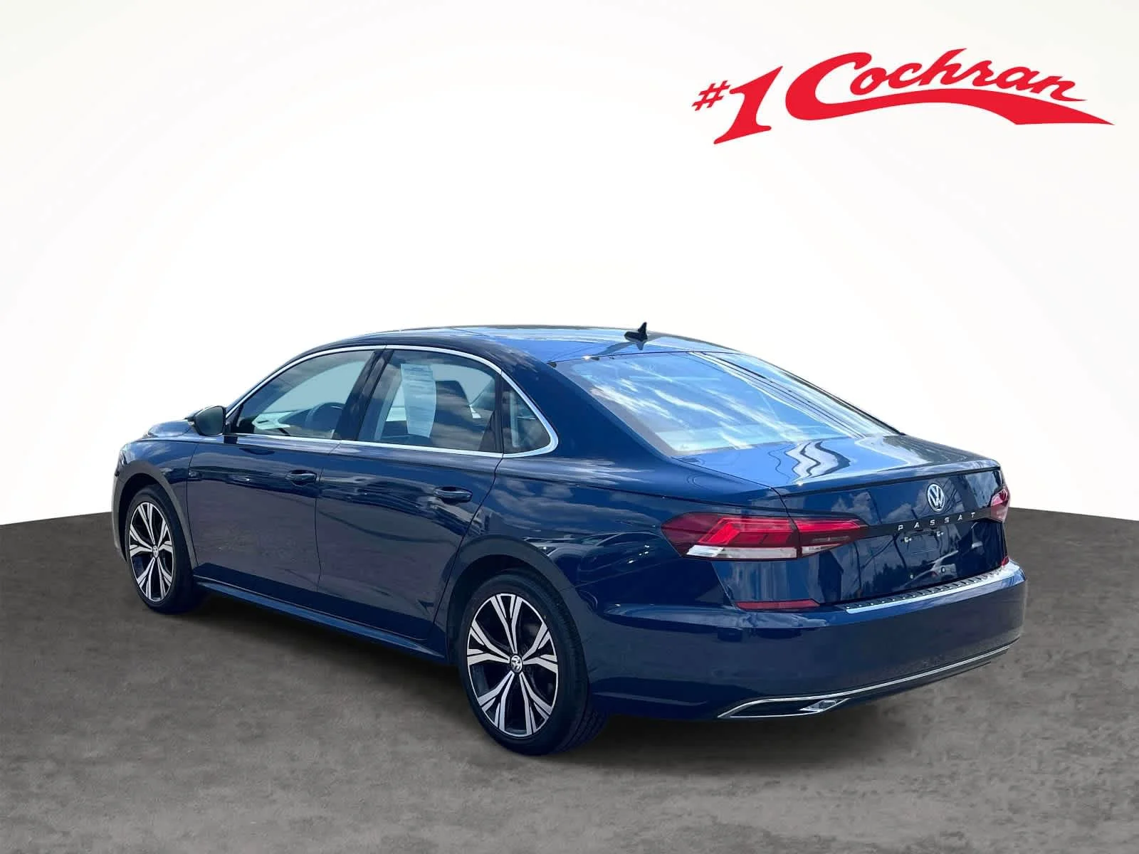 Used 2021 Tourmaline Blue Metallic Volkswagen 2.0T SE image 9