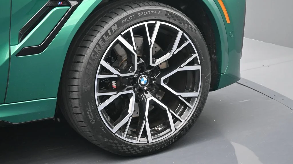 Used 2024 Green BMW Base image 6