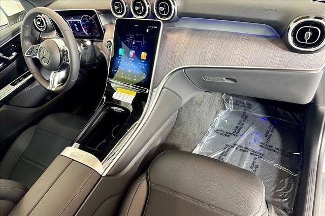 New 2026 Polar White Mercedes-Benz GLC 300 image 57