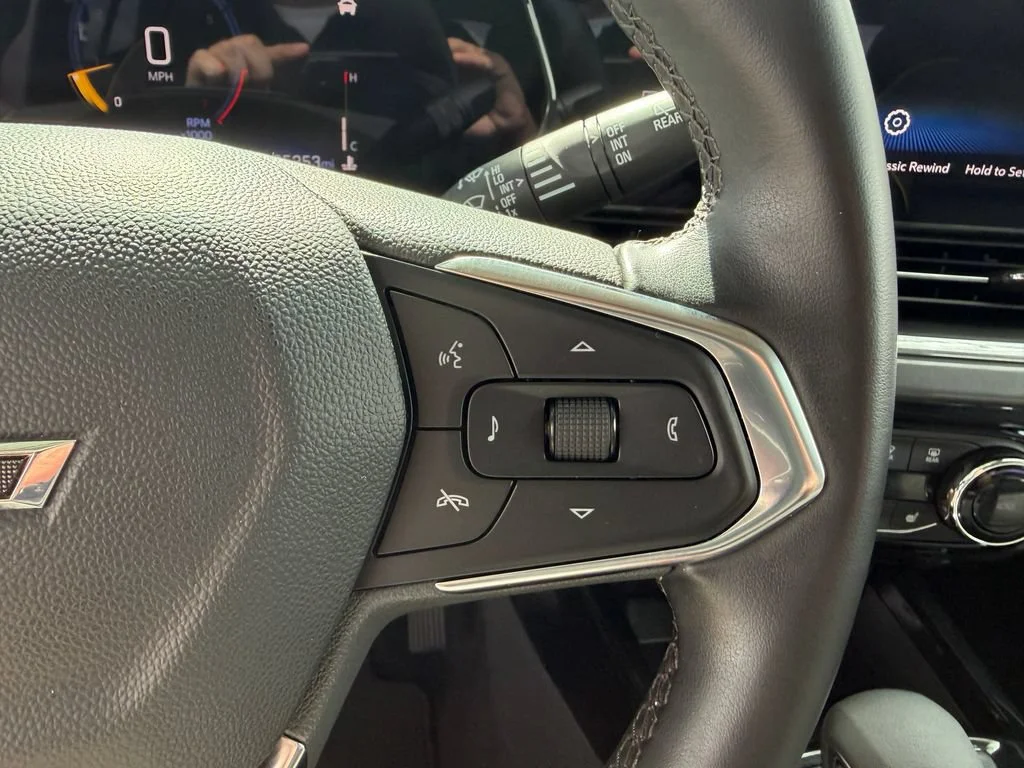 Used 2025 Marina Blue Chevrolet ACTIV image 25