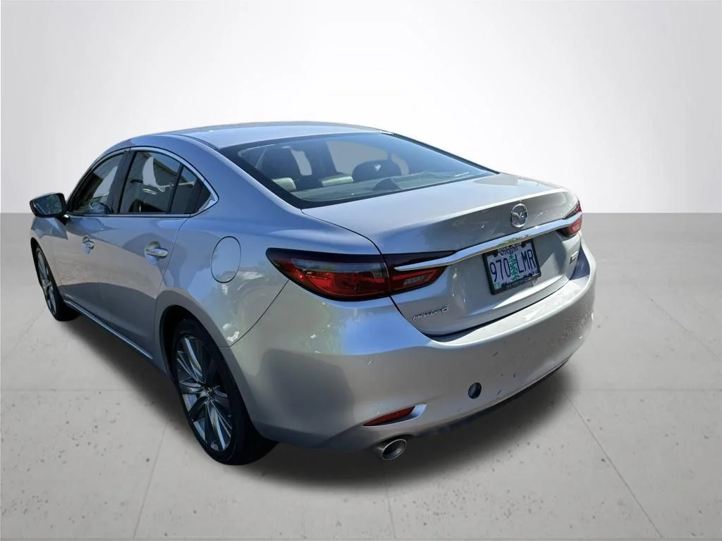 Used 2018 Silver Mazda Touring image 8
