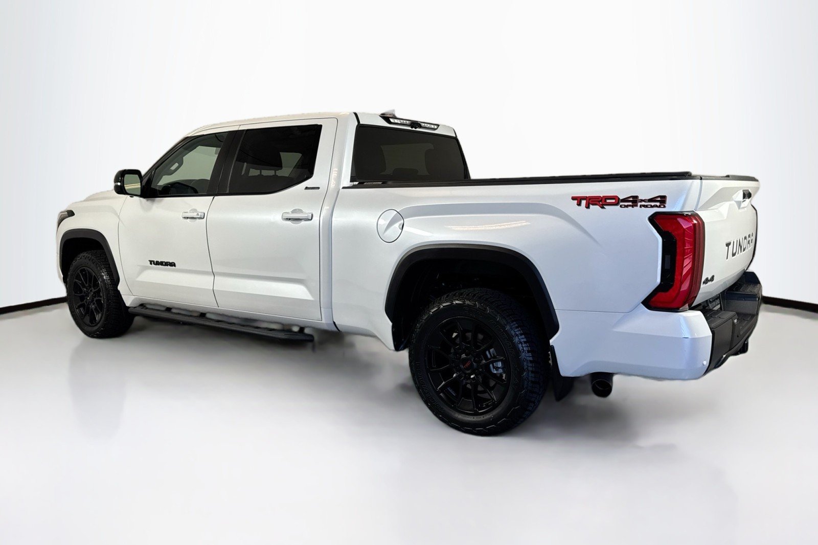 Used 2024 WHITE Toyota Limited CrewMax 6.5