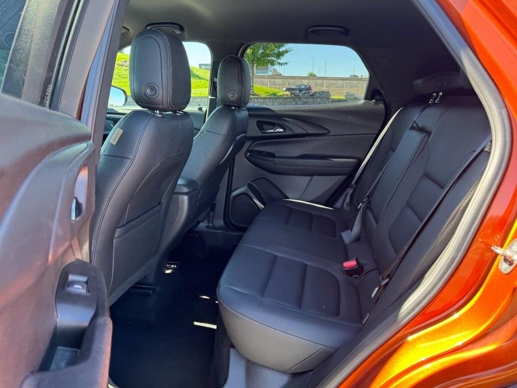 Used 2022 Red Chevrolet ACTIV image 12