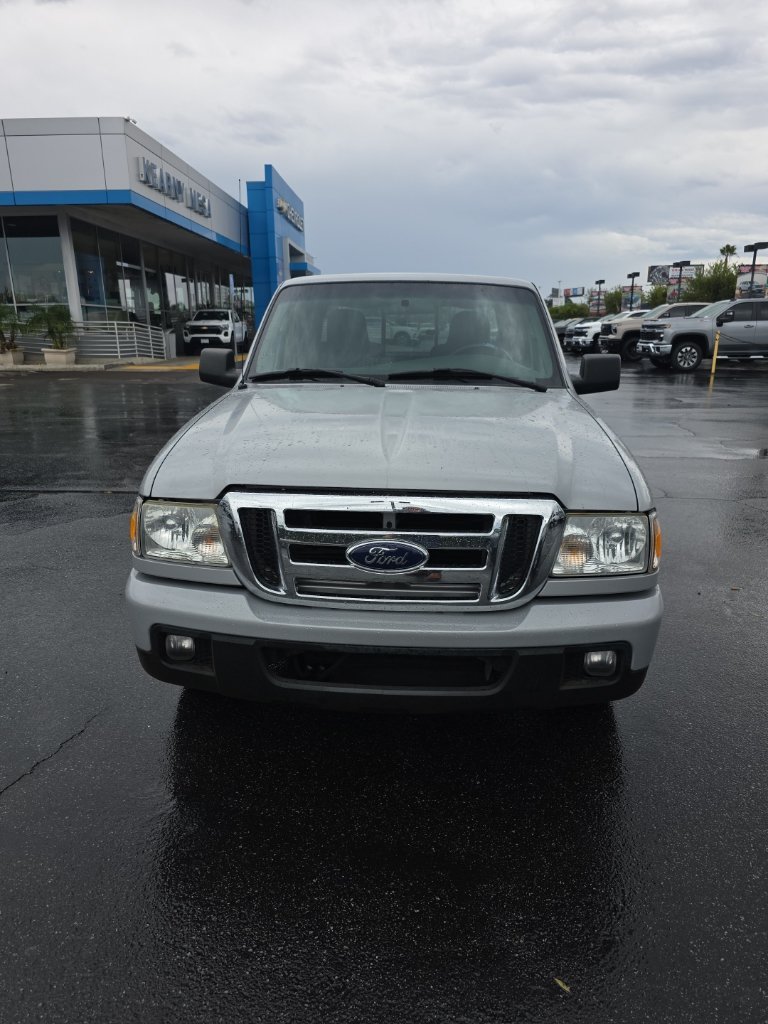 Used 2006 Silver Ford  image 2