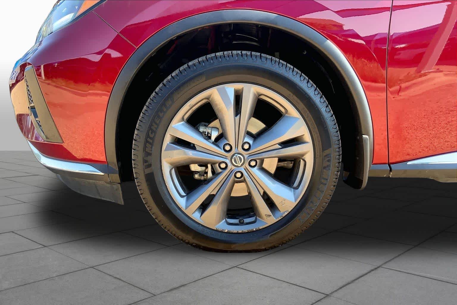Used 2022 Scarlet Ember Tintcoat Nissan Platinum image 11