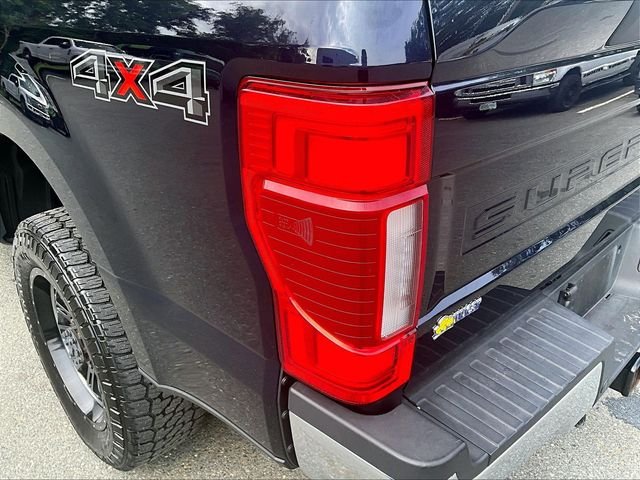 Used 2022 Blue Ford Lariat image 32