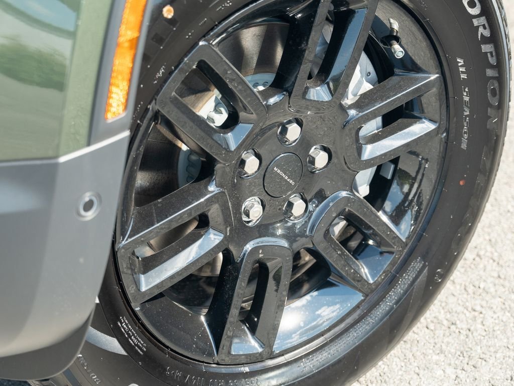 New 2026 Woolstone Green LAND ROVER S image 9
