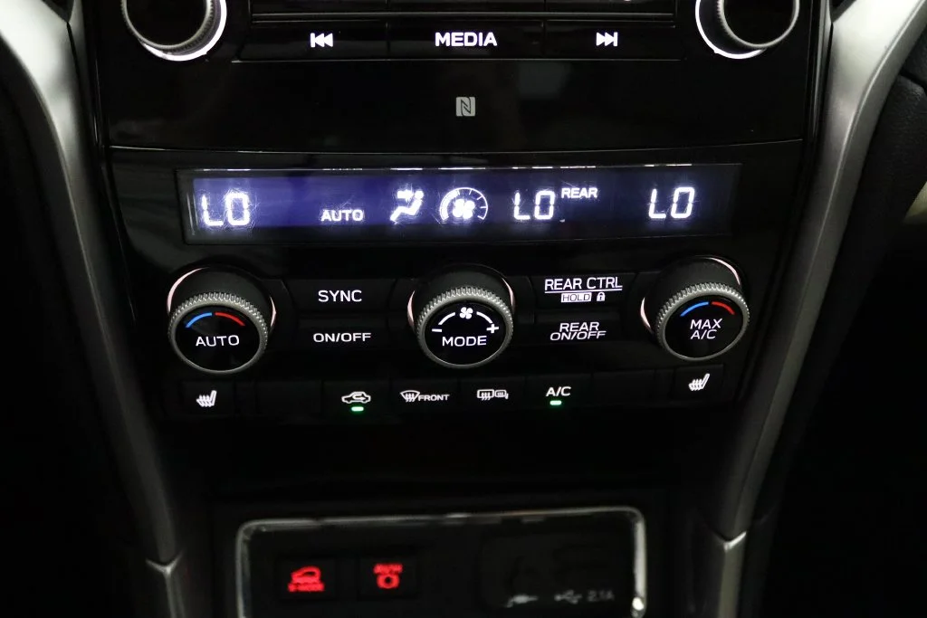 Used 2020 White Subaru Premium image 31