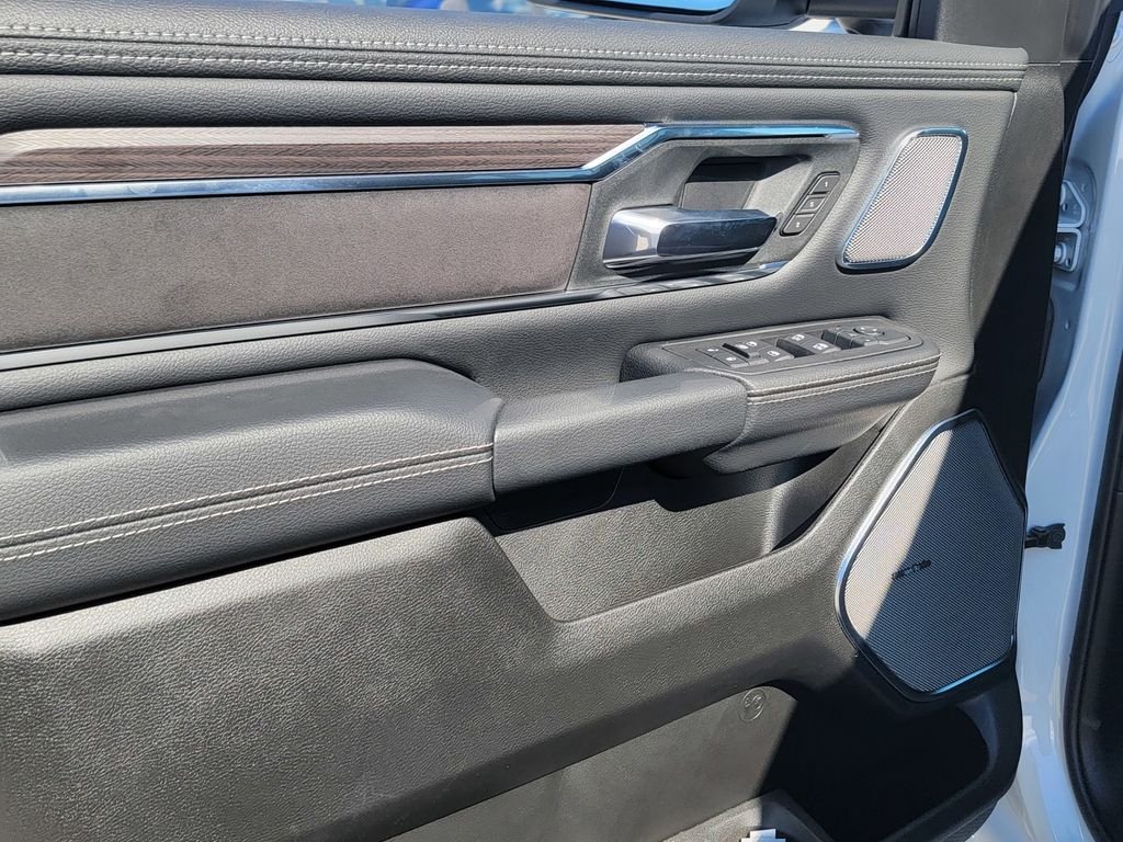 2026 RAM 1500 Laramie - Photo 8
