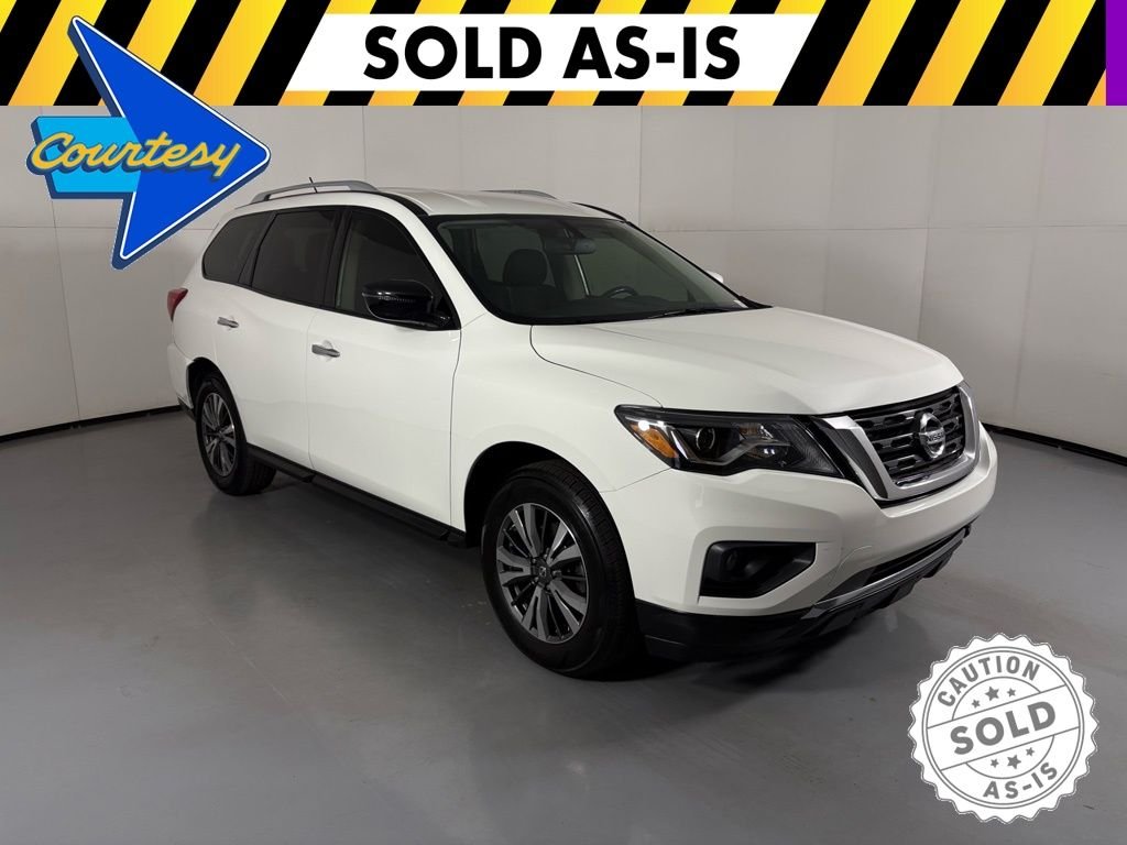 2017 Nissan Pathfinder SV