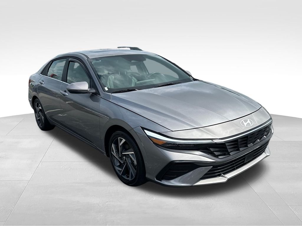 Used 2024 Silver Hyundai Limited image 7