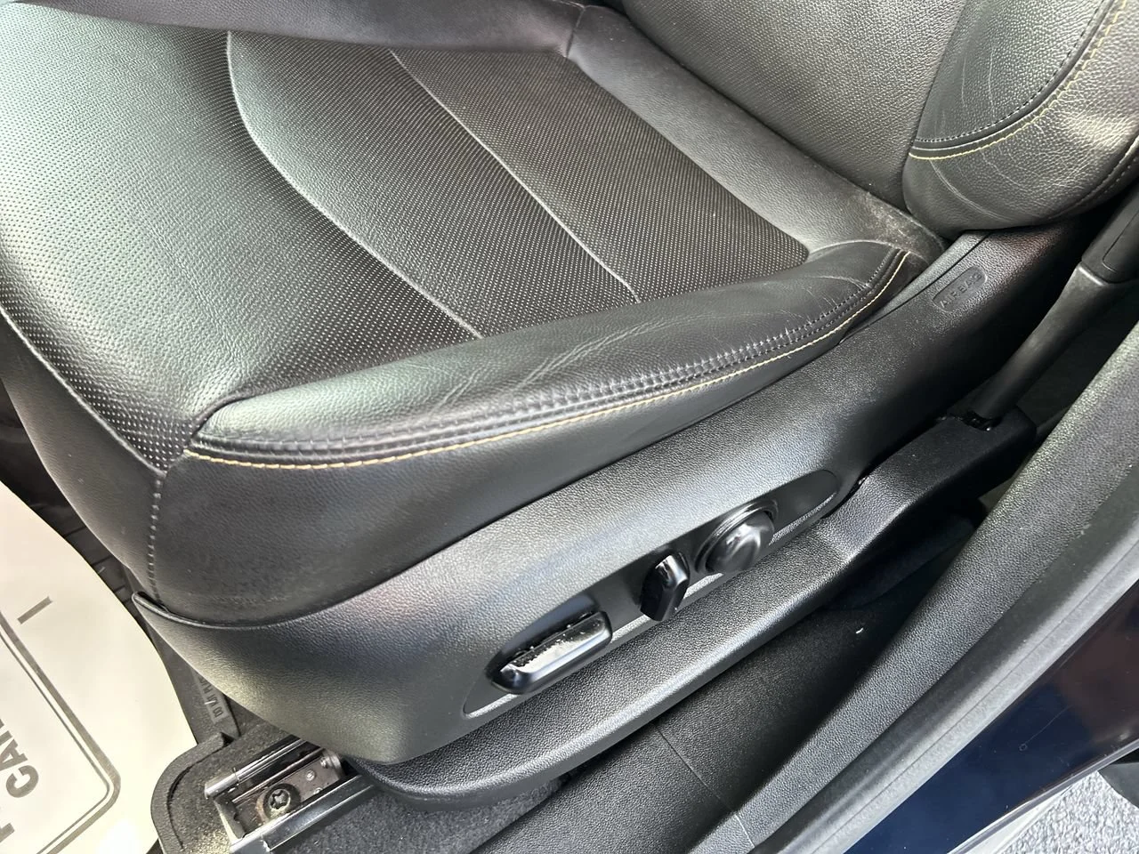 Used 2020 Midnight Blue Metallic Chevrolet Premier image 24