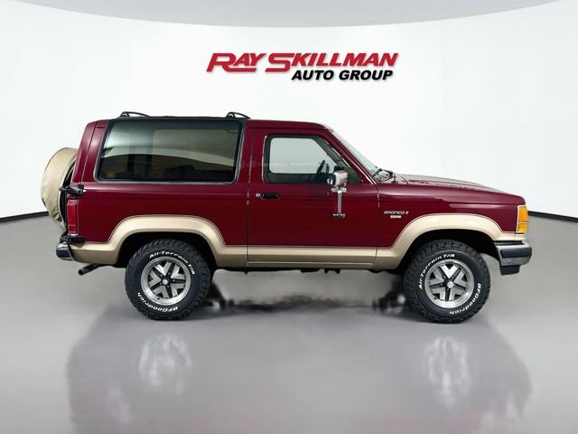 Used 1989 Red Ford  image 8