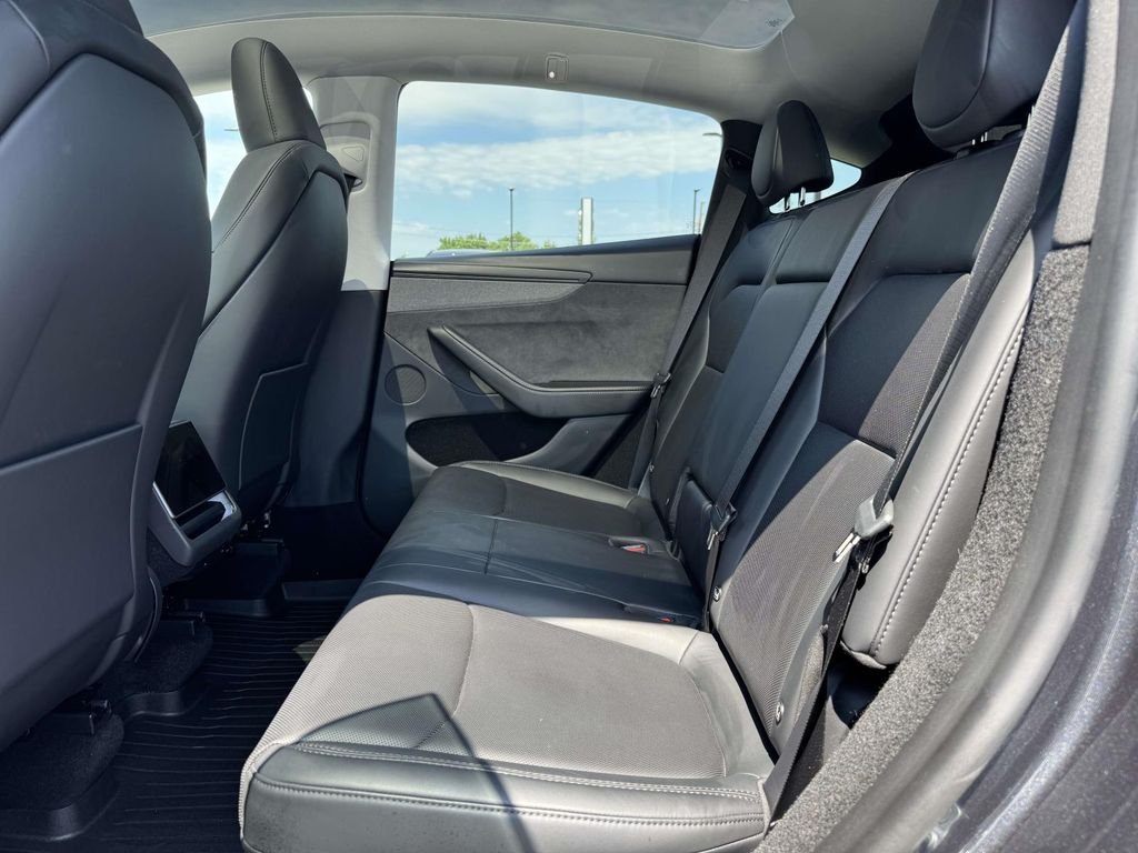 Used 2026  Tesla Premium image 15