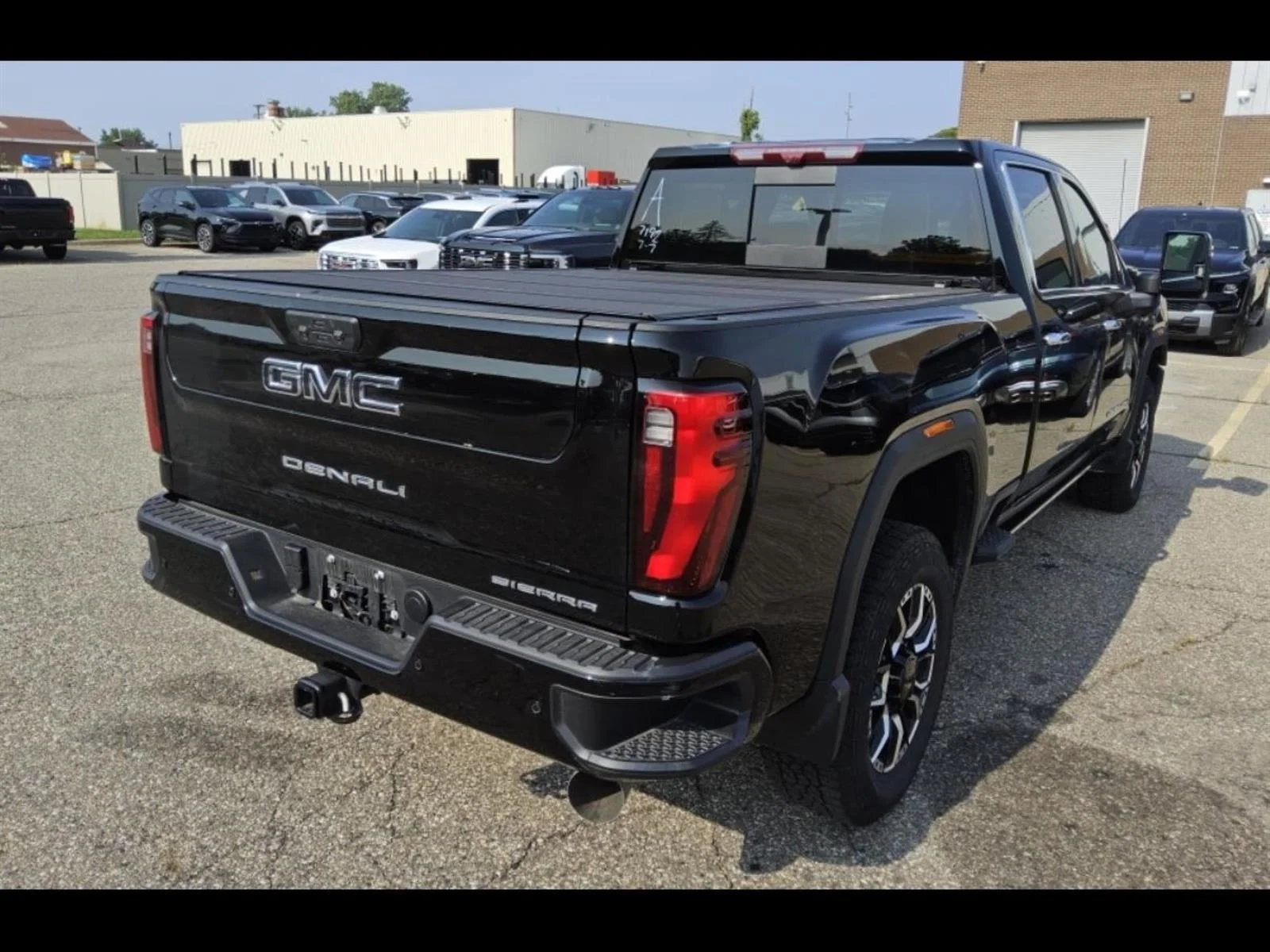 Used 2026 Onyx Black GMC Denali Ultimate image 4