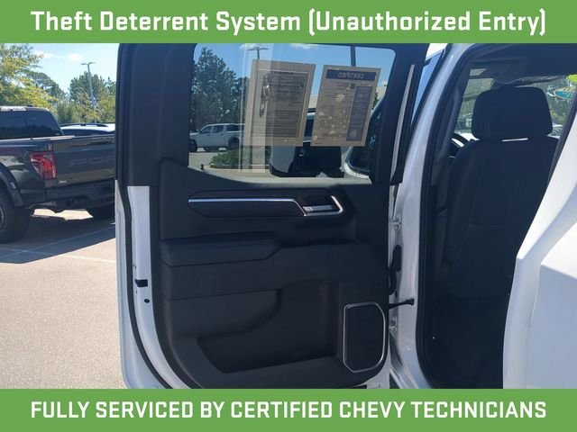 Used 2025 White GMC SLT image 37