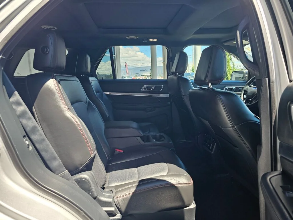 2018 Ford Explorer Sport - Photo 11