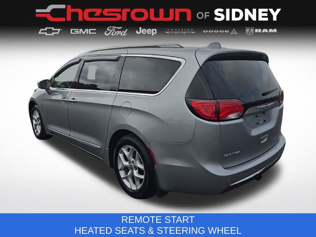 Used 2019 Silver Chrysler Touring L image 7