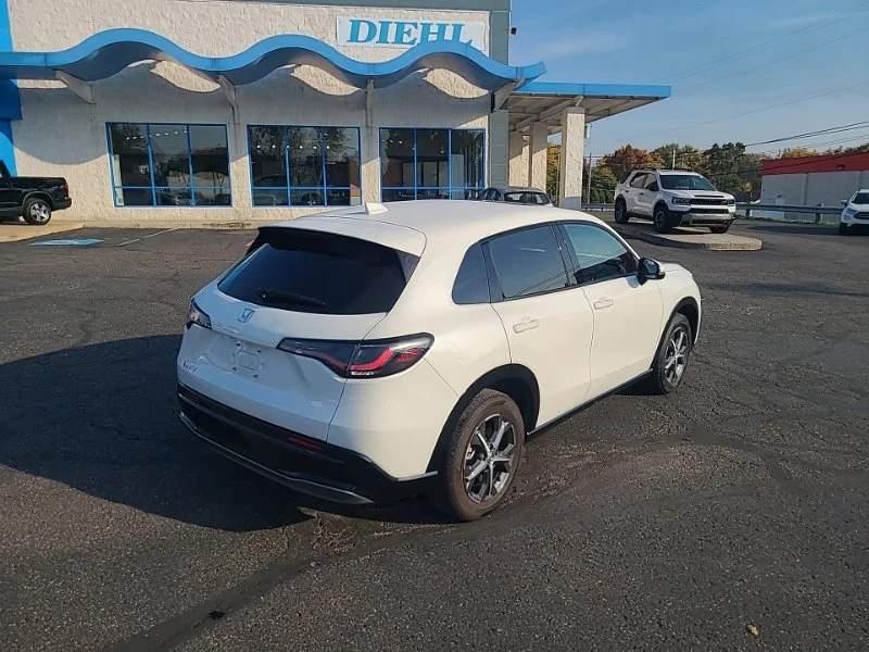 Used 2025  Honda EX-L image 5