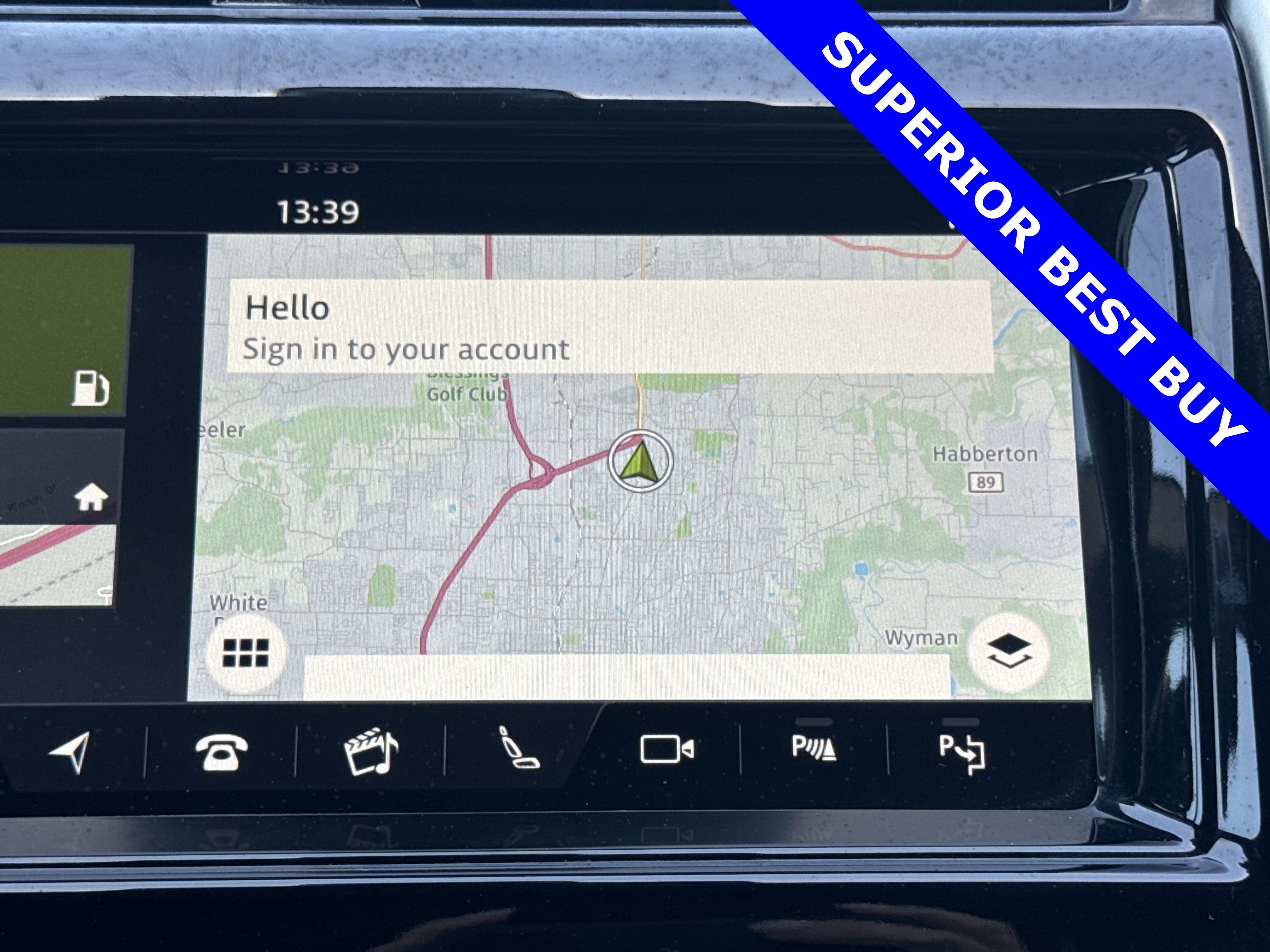 Used 2020 Indus Silver Metallic Land Rover HSE 4WD image 9