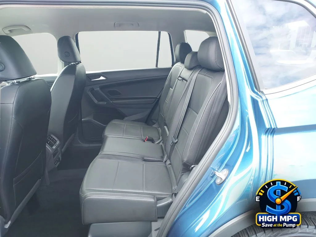 Used 2020 Blue Volkswagen 2.0T SE image 20