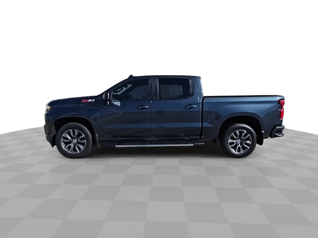 Used 2021 Gray Chevrolet RST image 5