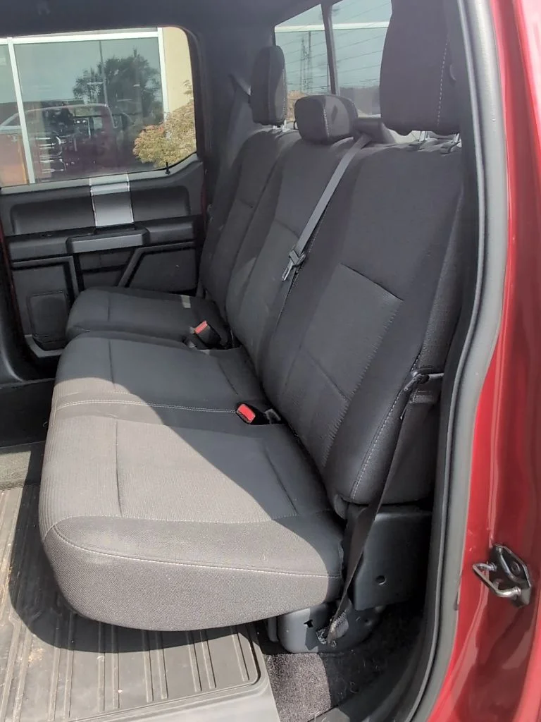 Used 2017 Red Ford XLT image 9